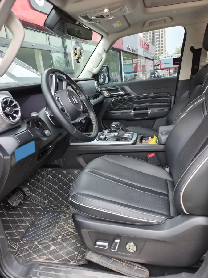 2023 Tank 300 2.0T 227HP L4 8AT,autocango,china used car exporter,china ev exporter,chinese used car exporter,chinese used ev exporter