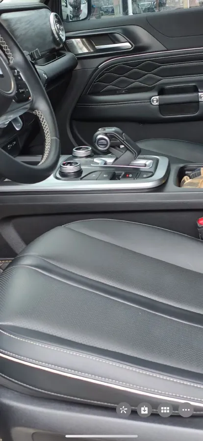 2023 Tank 300 2.0T 227HP L4 8AT,autocango,china used car exporter,china ev exporter,chinese used car exporter,chinese used ev exporter