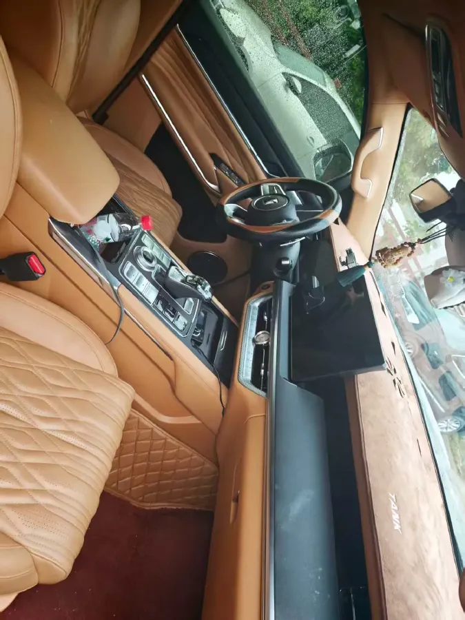 2023 Tank 500 2.0T 252HP L4 9AT PHEV 37.1KWH,autocango,china used car exporter,china ev exporter,chinese used car exporter,chinese used ev exporter