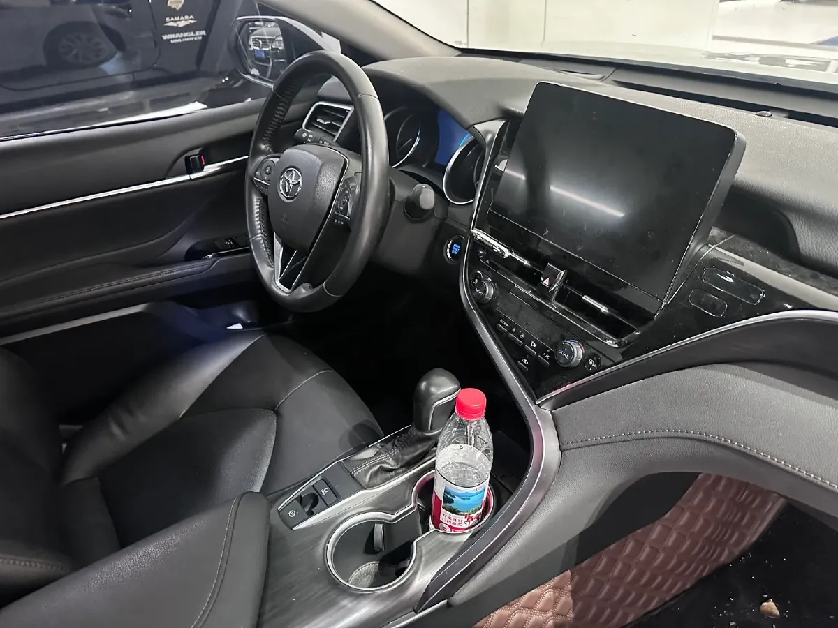 2021 Toyota Camry 2.0L 178HP L4 CVT,autocango,china used car exporter,china ev exporter,chinese used car exporter,chinese used ev exporter