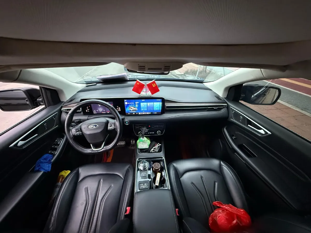 2021 Ford Edge 2.0T 245HP L4 8AT,autocango,china used car exporter,china ev exporter,chinese used car exporter,chinese used ev exporter