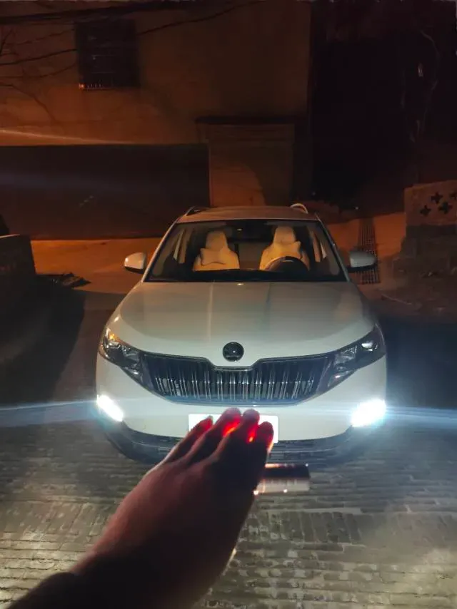 2022 Skoda Kamiq 1.5L 112HP L4 6AT,autocango,china used car exporter,china ev exporter,chinese used car exporter,chinese used ev exporter