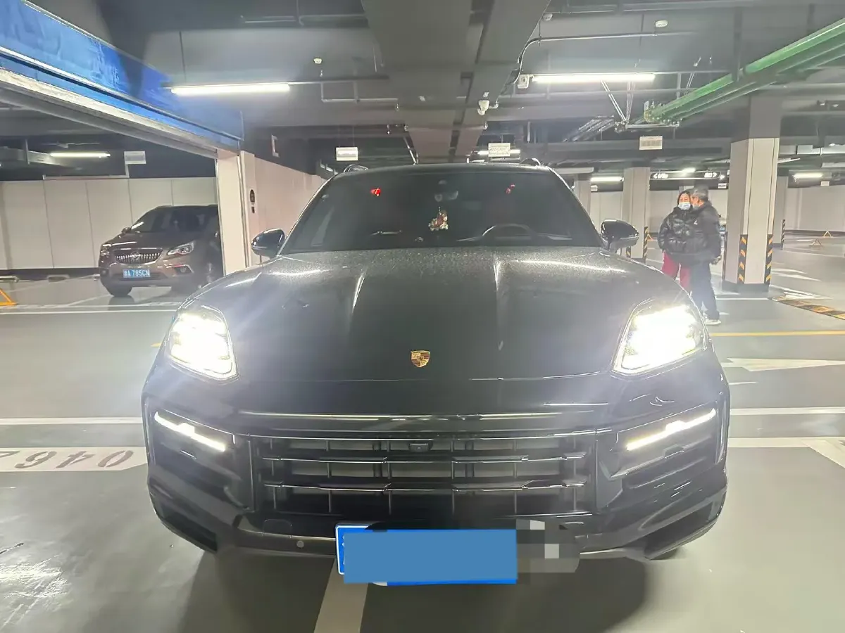 2025 Porsche Cayenne 3.0T 354HP V6 8AT,autocango,china used car exporter,china ev exporter,chinese used car exporter,chinese used ev exporter