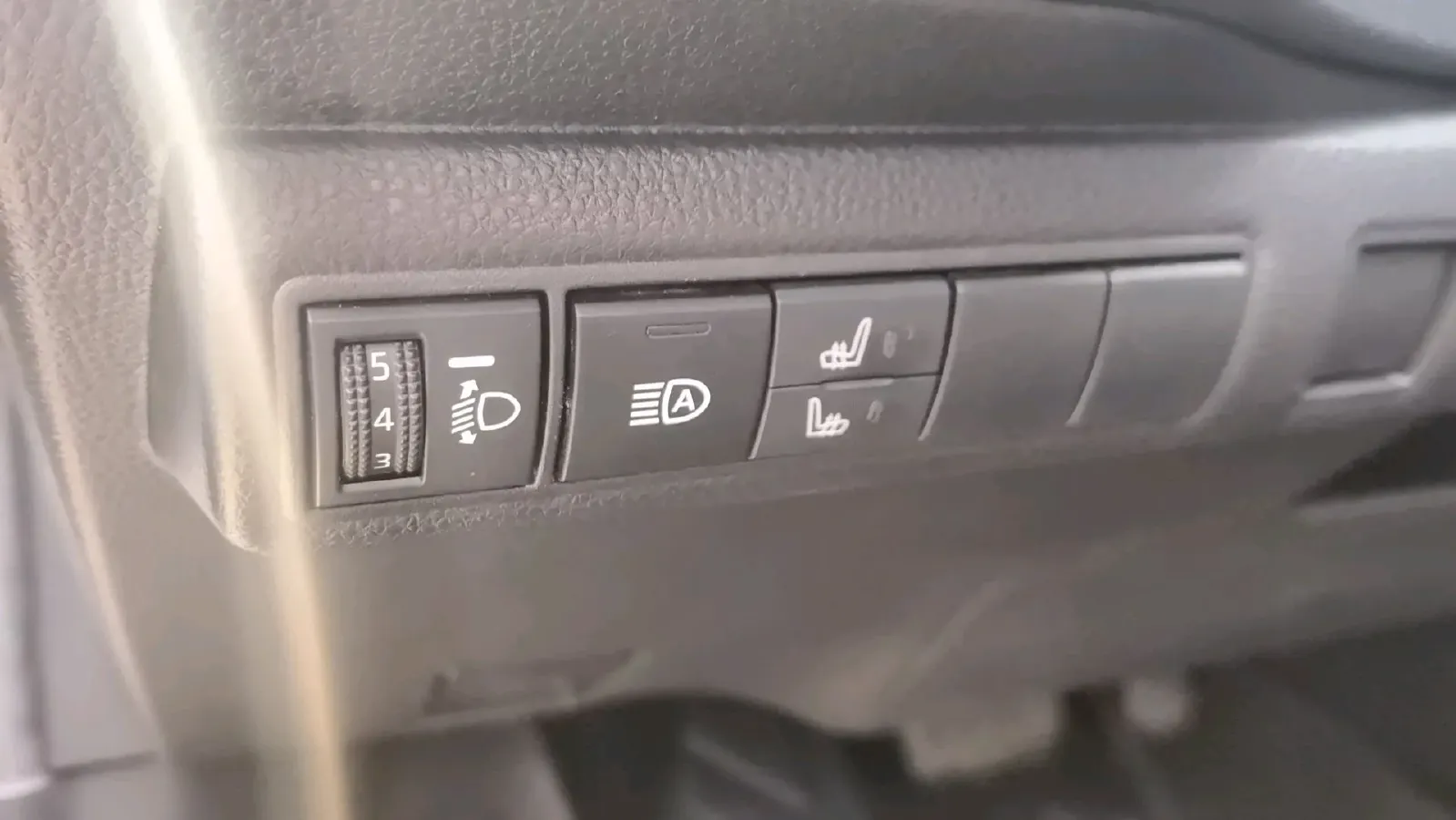 2022 Toyota Corolla 1.5L 121HP L3 CVT,autocango,china used car exporter,china ev exporter,chinese used car exporter,chinese used ev exporter