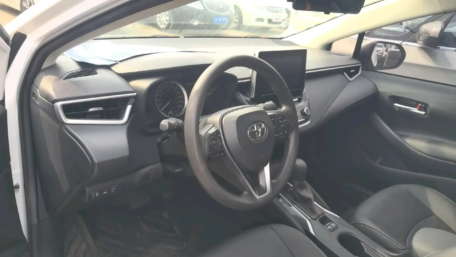 2022 Toyota Corolla 1.5L 121HP L3 CVT,autocango,china used car exporter,china ev exporter,chinese used car exporter,chinese used ev exporter