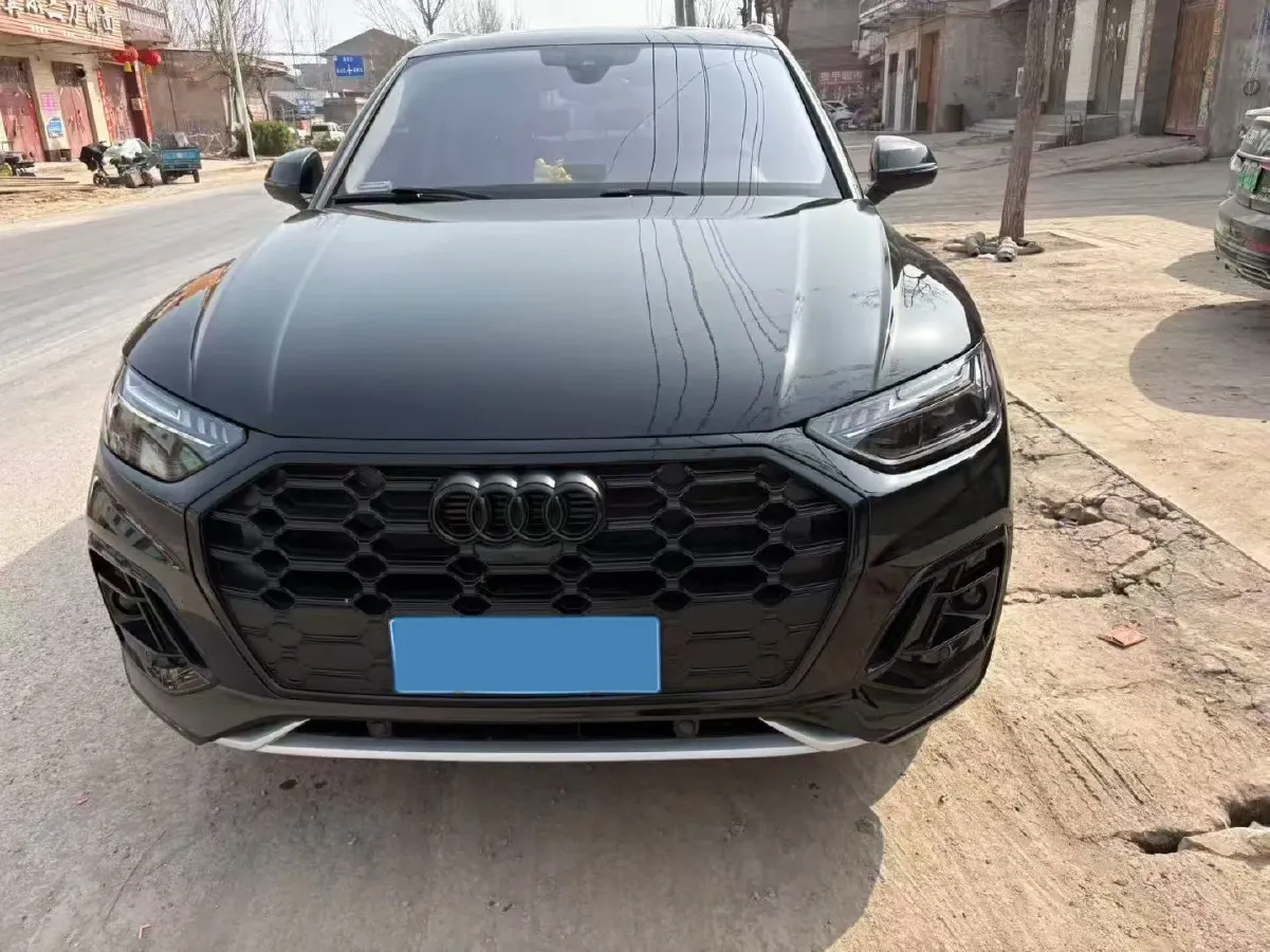 2020 Audi Q5L 2.0T 252HP L4 7DCT,autocango,china used car exporter,china ev exporter,chinese used car exporter,chinese used ev exporter
