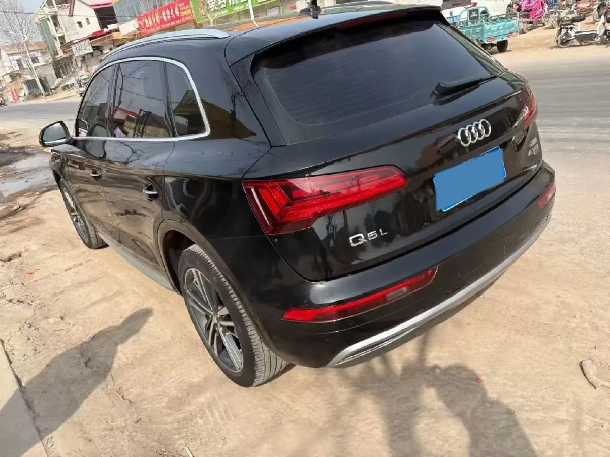 2020 Audi Q5L 2.0T 252HP L4 7DCT,autocango,china used car exporter,china ev exporter,chinese used car exporter,chinese used ev exporter