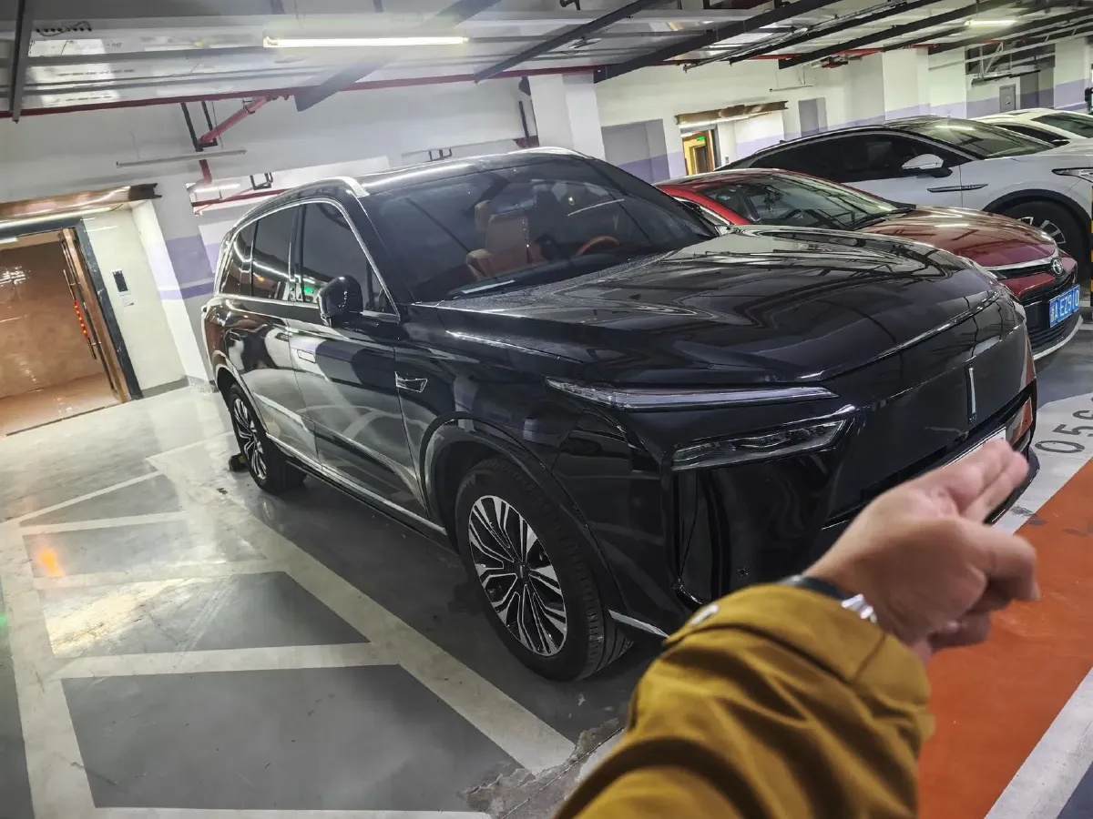 2023 WEY BlueMountain 1.5T 154HP L4 2DHT PHEV 44.5KWH,autocango,china used car exporter,china ev exporter,chinese used car exporter,chinese used ev exporter