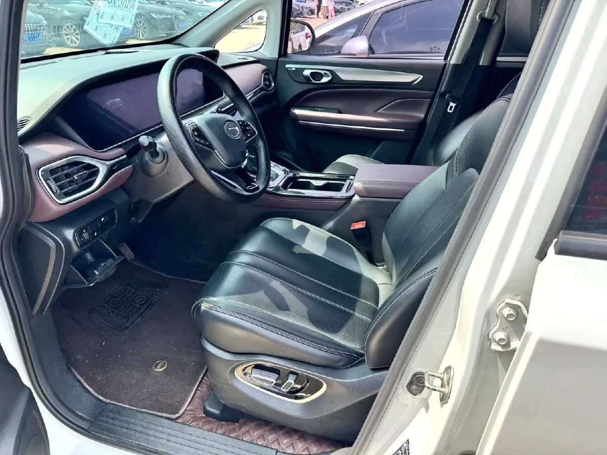 2023 GAC Trumpchi M6 1.5T 177HP L4 7DCT,autocango,china used car exporter,china ev exporter,chinese used car exporter,chinese used ev exporter