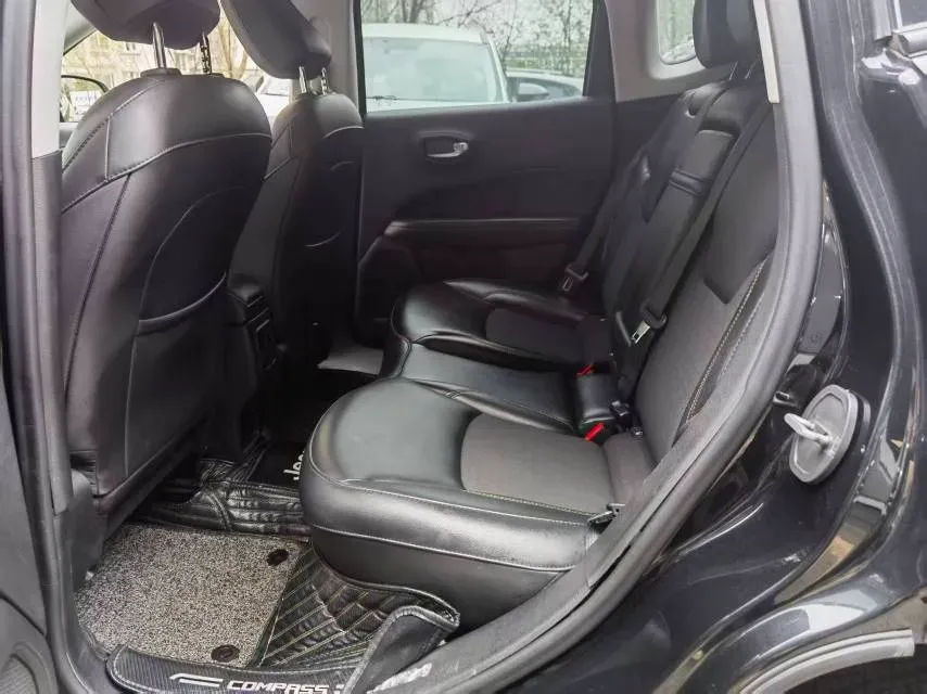 2020 Jeep Compass 1.3T 173HP L4 7DCT,autocango,china used car exporter,china ev exporter,chinese used car exporter,chinese used ev exporter