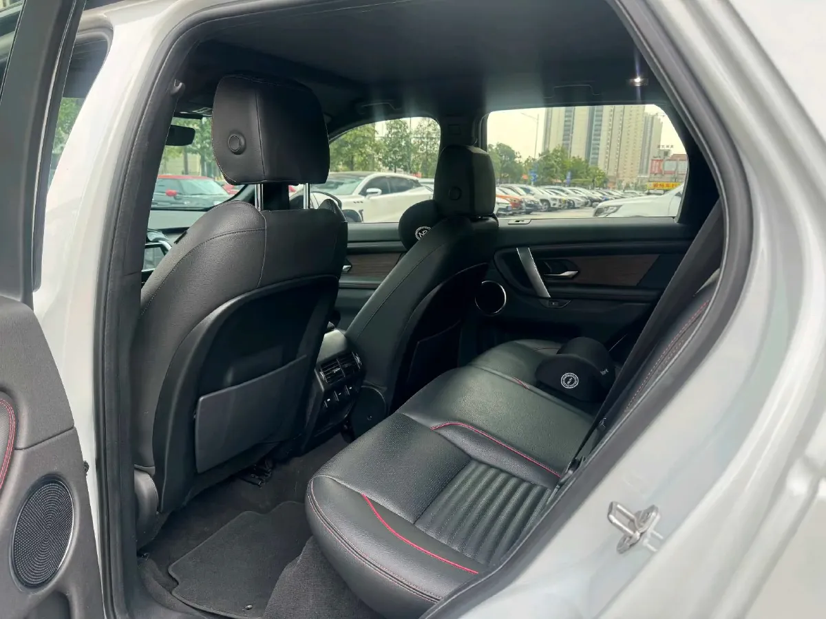 2021 MINI JCW 2.0T 231HP L4 8AT,autocango,china used car exporter,china ev exporter,chinese used car exporter,chinese used ev exporter