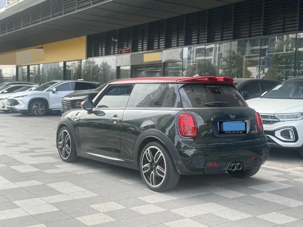 2021 MINI JCW 2.0T 231HP L4 8AT,autocango,china used car exporter,china ev exporter,chinese used car exporter,chinese used ev exporter