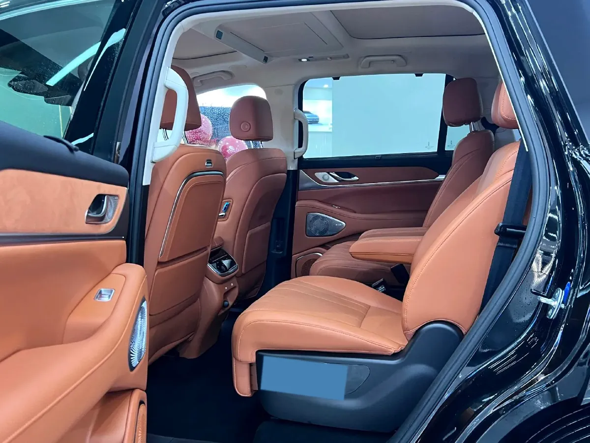 2025 WEY BlueMountain 1.5T 170HP L4 4DHT PHEV 52.3KWH,autocango,china used car exporter,china ev exporter,chinese used car exporter,chinese used ev exporter