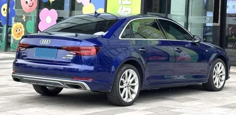 2019 Audi A4L 2.0T 190HP L4 7DCT,autocango,china used car exporter,china ev exporter,chinese used car exporter,chinese used ev exporter