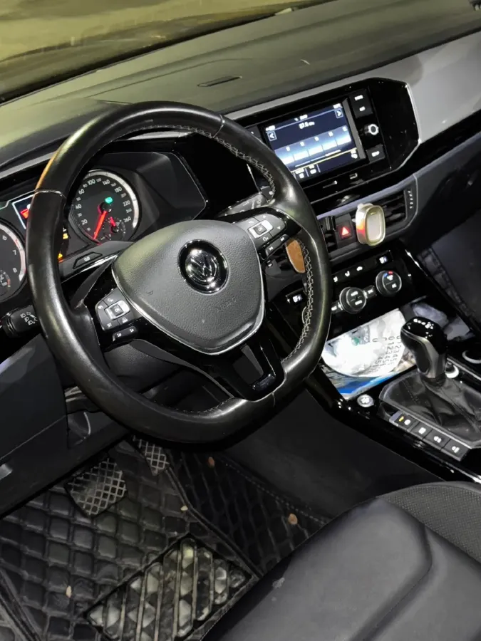 2019 Jeep Cherokee 2.0T 234HP L4 9AT,autocango,china used car exporter,china ev exporter,chinese used car exporter,chinese used ev exporter