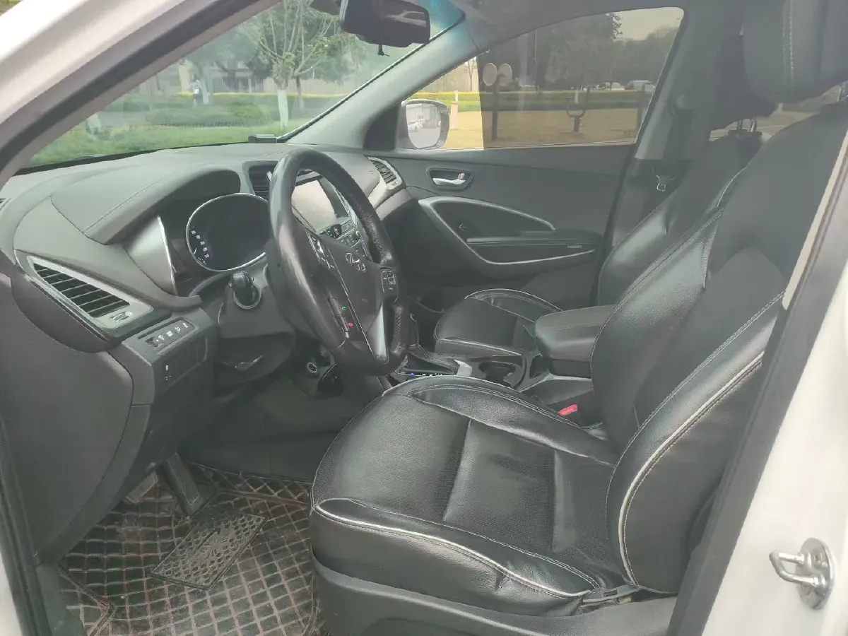 2017 Hyundai Santafe 2.0T 245HP L4 6AT,autocango,china used car exporter,china ev exporter,chinese used car exporter,chinese used ev exporter