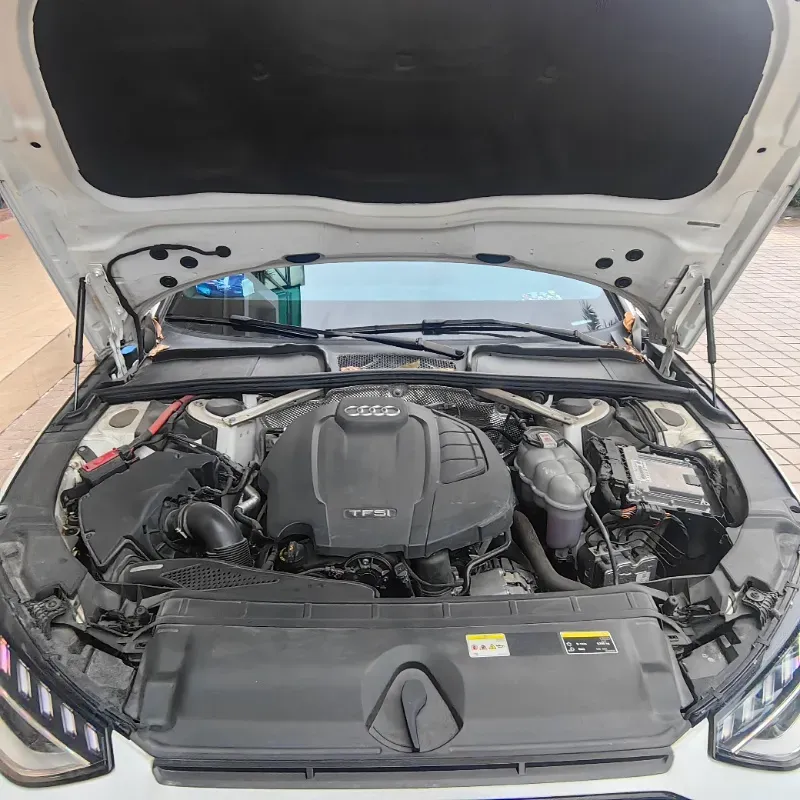 2022 Audi A4L 2.0T 190HP L4 7DCT,autocango,china used car exporter,china ev exporter,chinese used car exporter,chinese used ev exporter