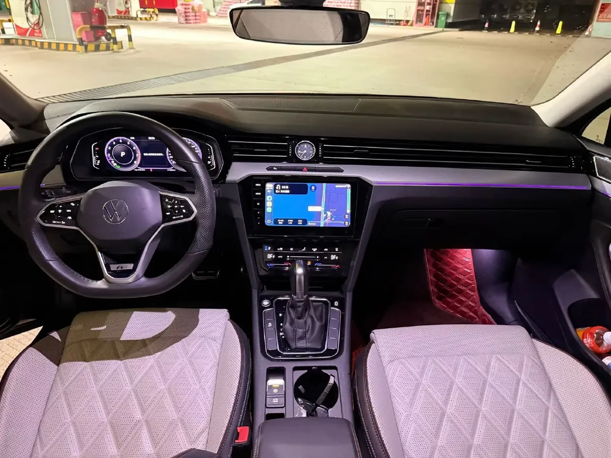 2025 Volkswagen Magotan 2.0T 186HP L4 7DCT,autocango,china used car exporter,china ev exporter,chinese used car exporter,chinese used ev exporter