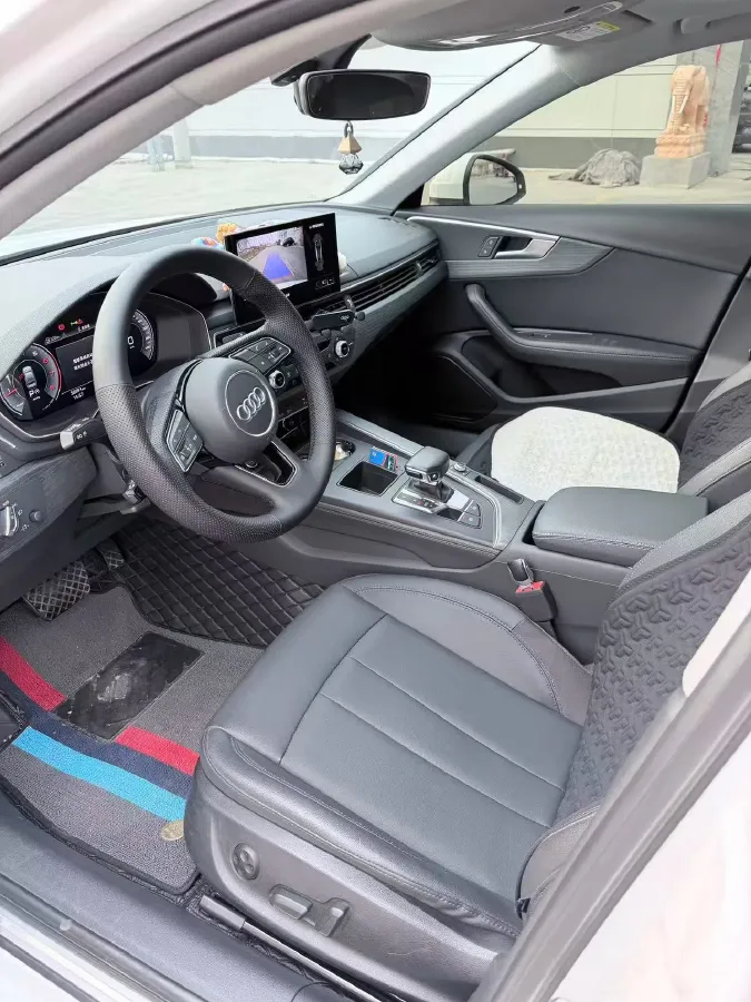 2020 Audi A4L 2.0T 190HP L4 7DCT,autocango,china used car exporter,china ev exporter,chinese used car exporter,chinese used ev exporter