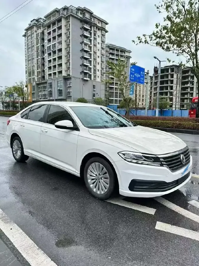 2018 Landwind XiaoYao 1.5T 163HP L4 CVT,autocango,china used car exporter,china ev exporter,chinese used car exporter,chinese used ev exporter
