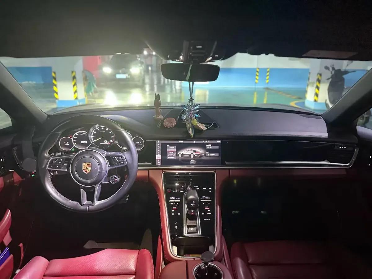 2017 BMW 7 Series 3.0T 326HP L6 8AT,autocango,china used car exporter,china ev exporter,chinese used car exporter,chinese used ev exporter