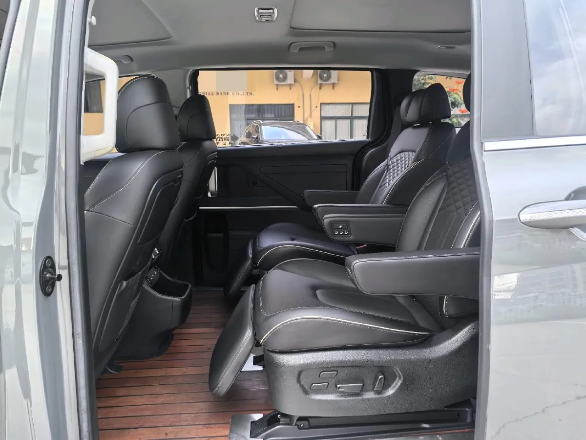 2021 Hyundai Custo 2.0T 236HP L4 8AT,autocango,china used car exporter,china ev exporter,chinese used car exporter,chinese used ev exporter