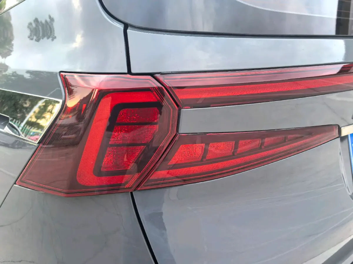 2021 Hyundai Custo 2.0T 236HP L4 8AT,autocango,china used car exporter,china ev exporter,chinese used car exporter,chinese used ev exporter