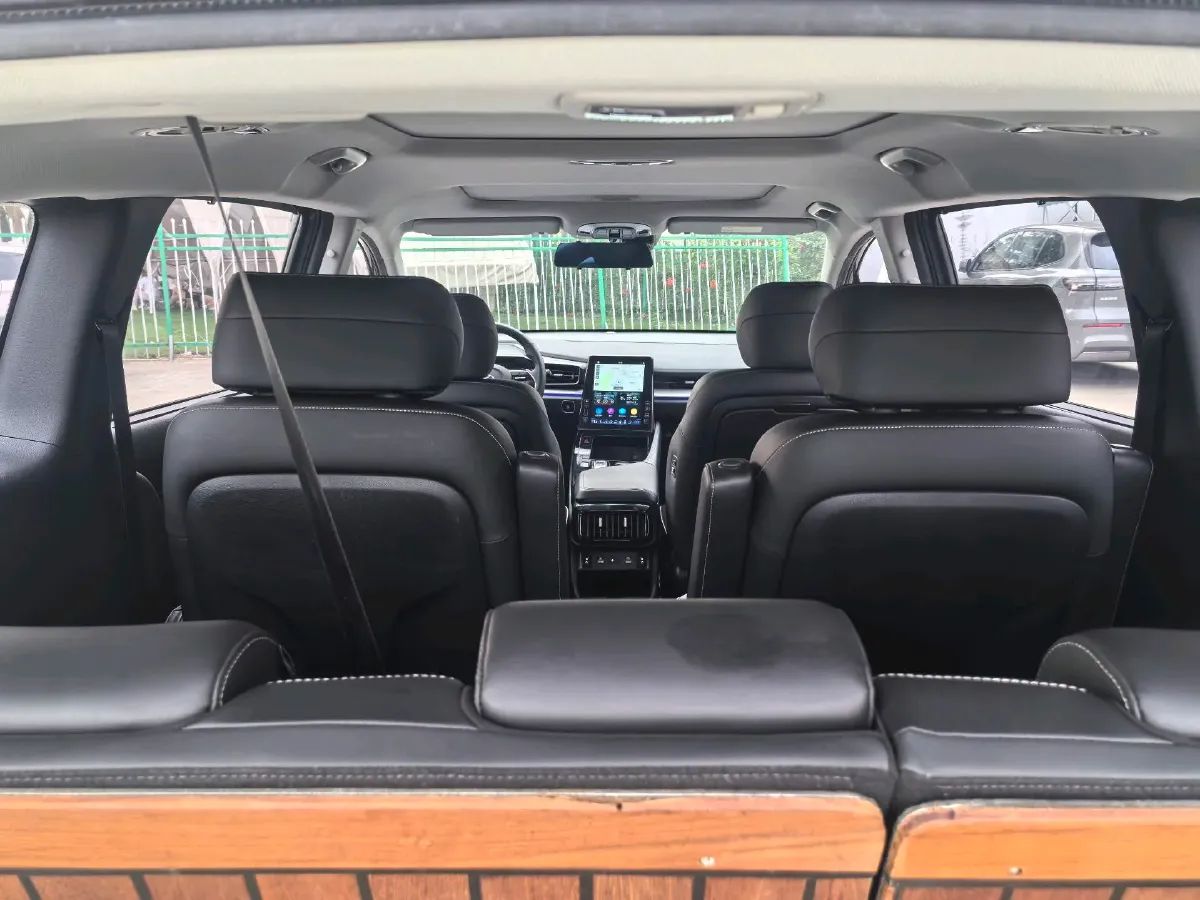 2021 Hyundai Custo 2.0T 236HP L4 8AT,autocango,china used car exporter,china ev exporter,chinese used car exporter,chinese used ev exporter