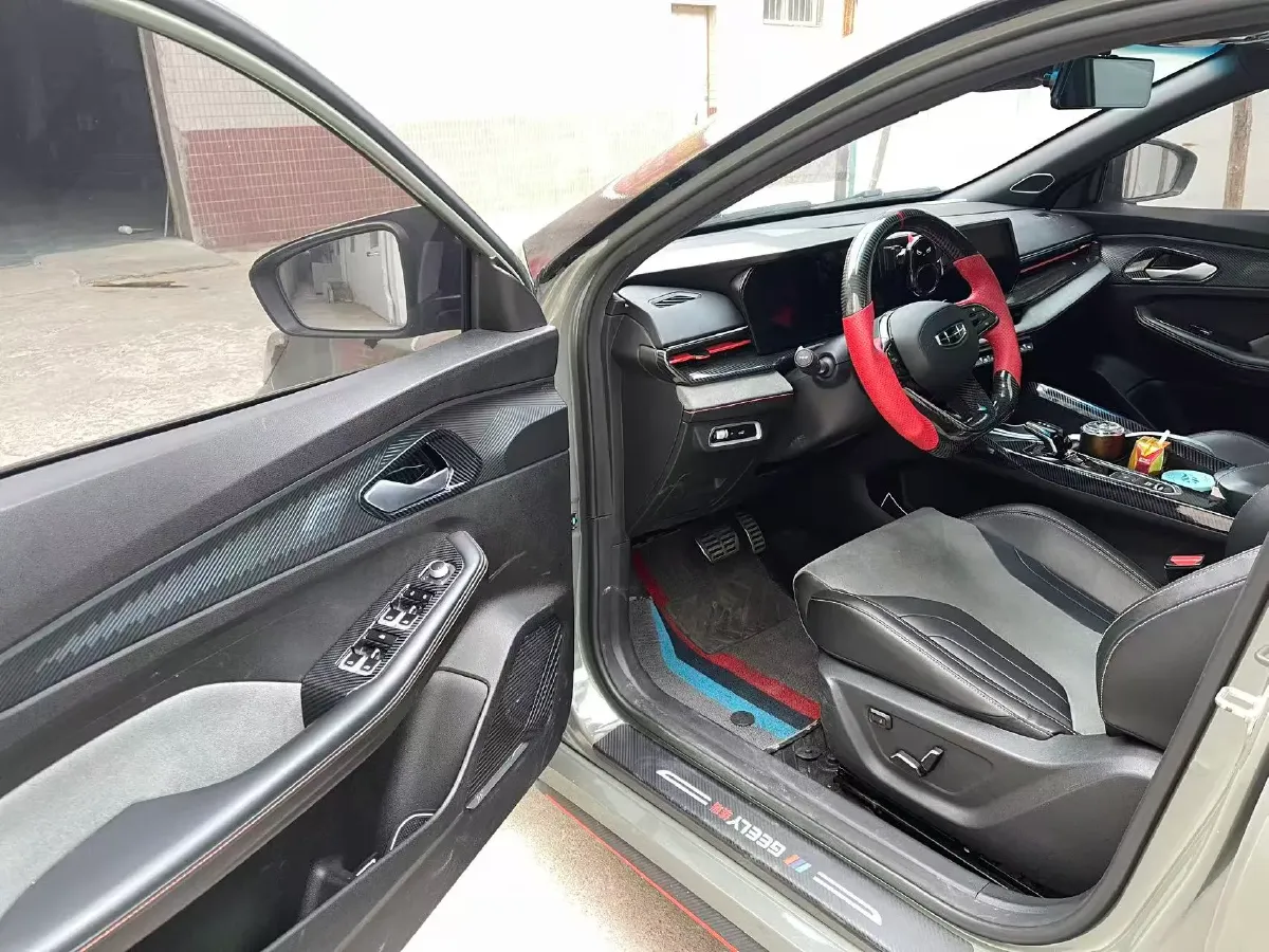 2022 Geely Binray 1.5T 181HP L4 7DCT,autocango,china used car exporter,china ev exporter,chinese used car exporter,chinese used ev exporter