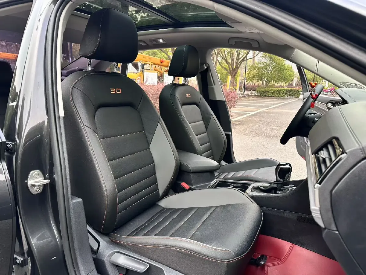 2021 Volkswagen Sagitar 1.4T 150HP L4 7DCT,autocango,china used car exporter,china ev exporter,chinese used car exporter,chinese used ev exporter