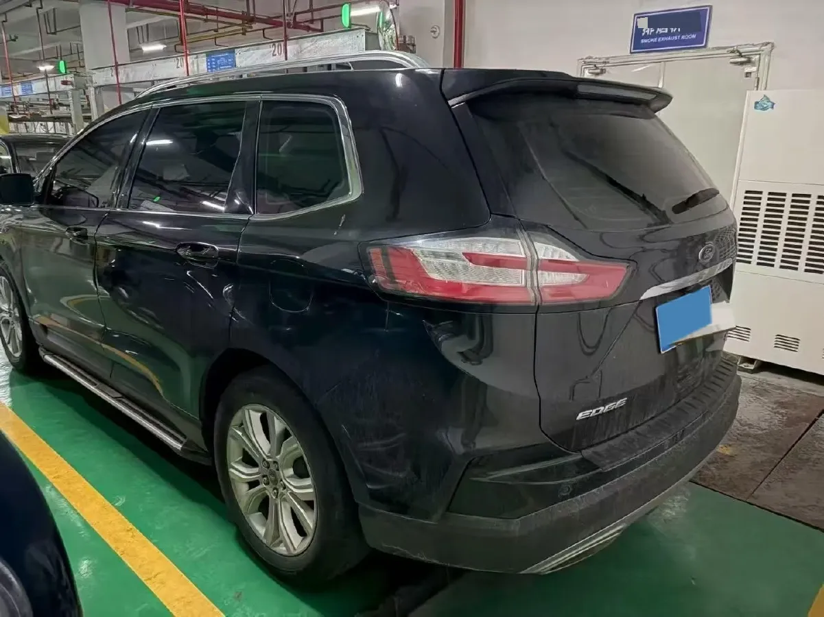2020 Ford Edge 2.0T 245HP L4 8AT,autocango,china used car exporter,china ev exporter,chinese used car exporter,chinese used ev exporter