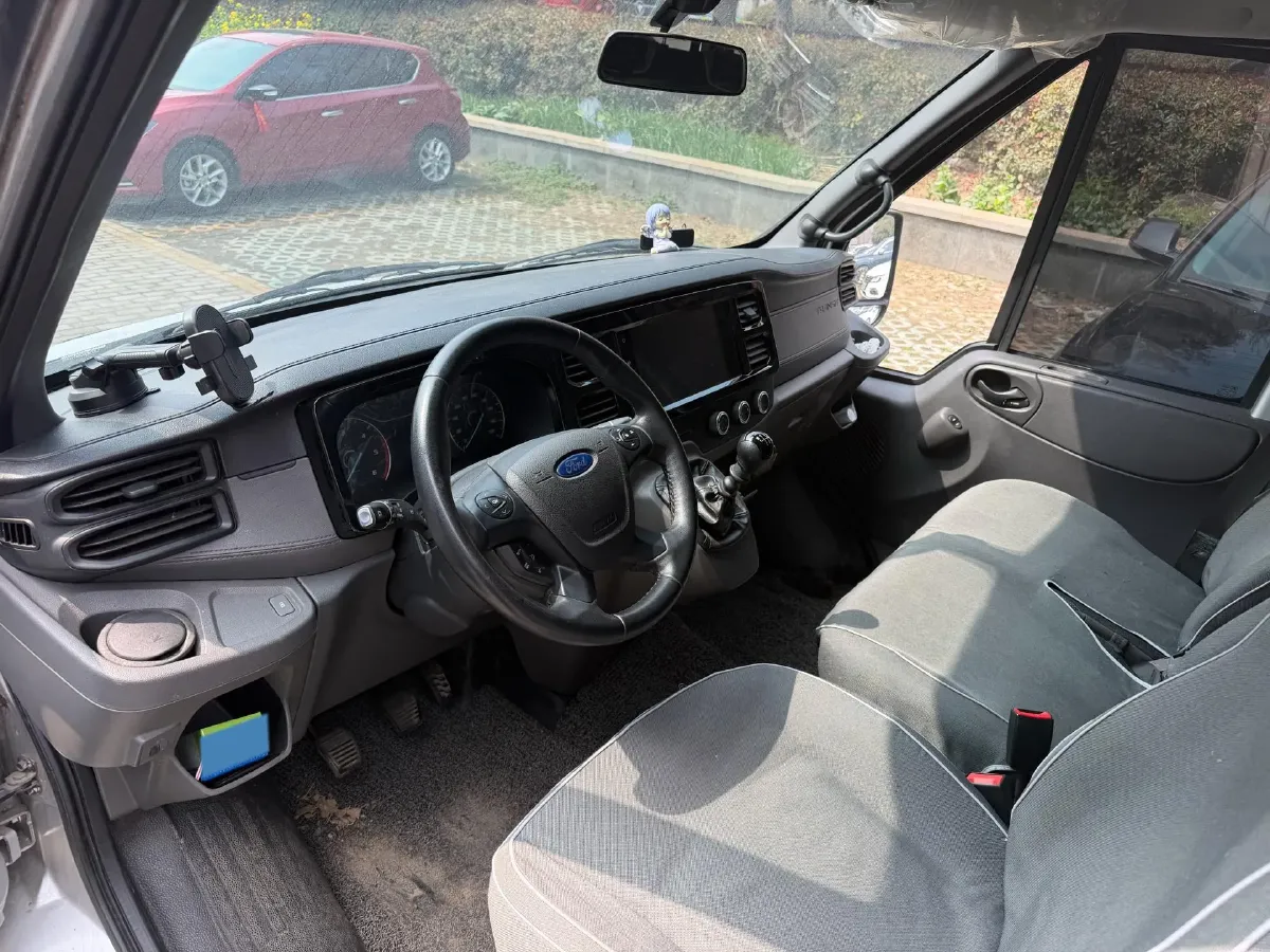 2021 Ford New Era Transit 2.2T 140HP L4 6MT,autocango,china used car exporter,china ev exporter,chinese used car exporter,chinese used ev exporter