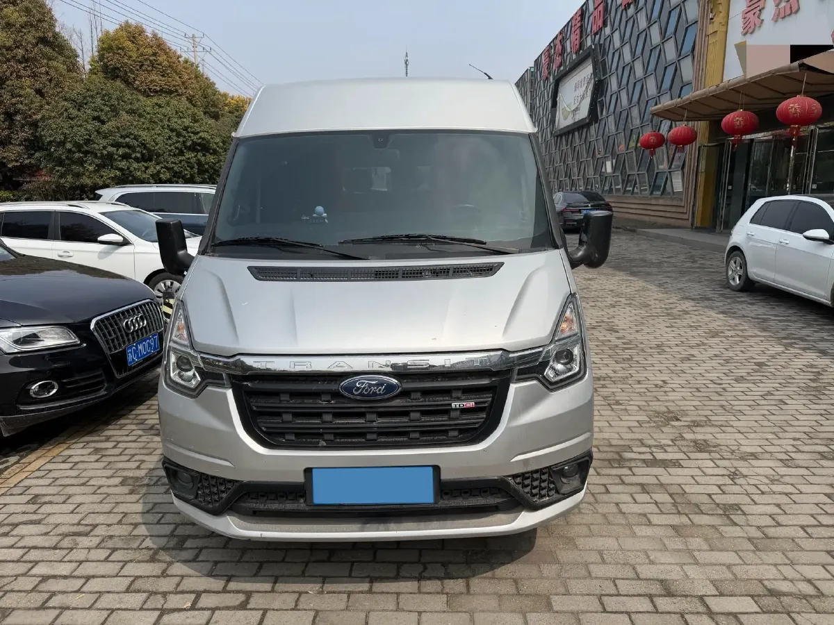 2021 Ford New Era Transit 2.2T 140HP L4 6MT,autocango,china used car exporter,china ev exporter,chinese used car exporter,chinese used ev exporter