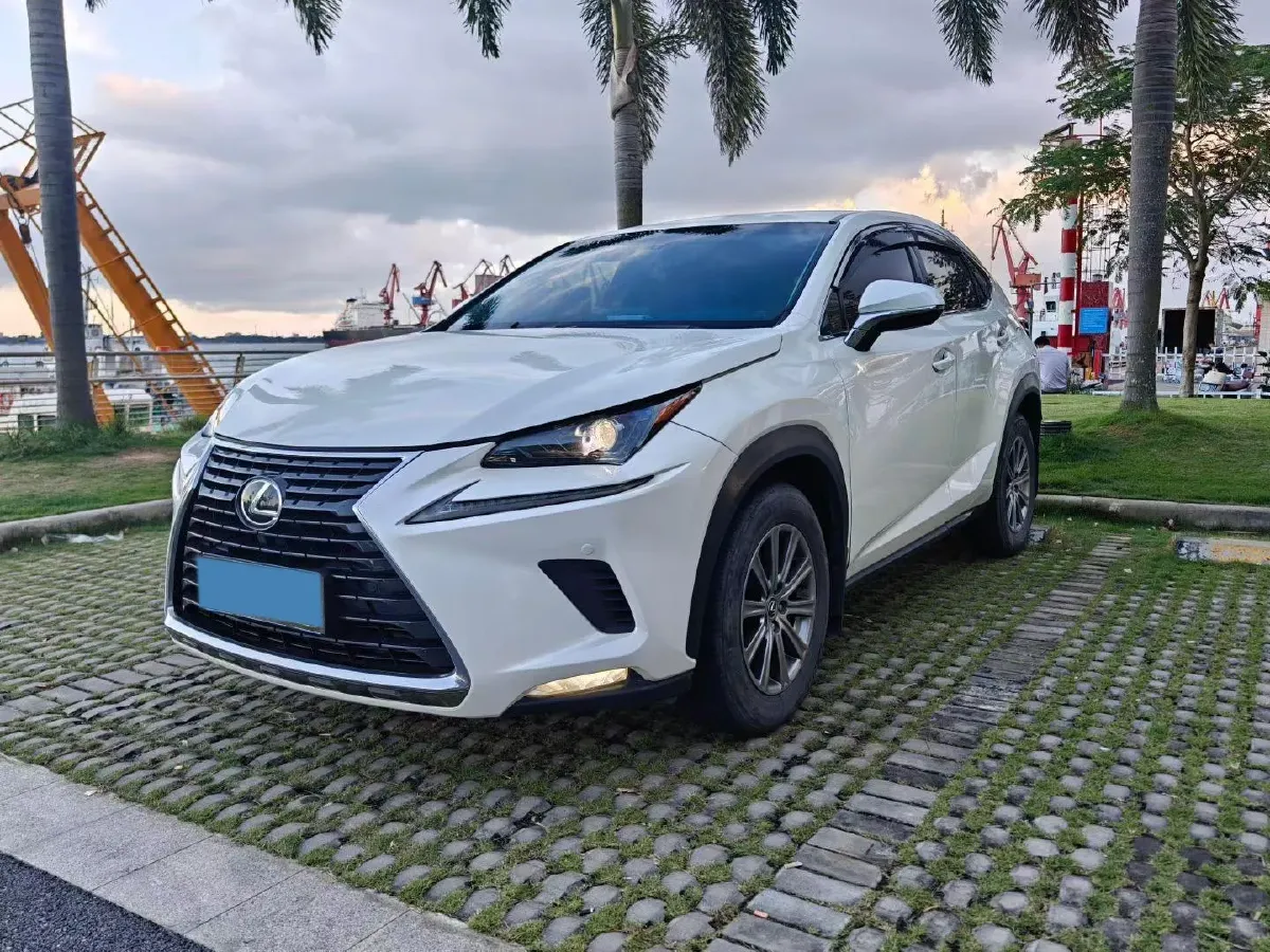 2018 Lexus NX 2.0L 150HP L4 CVT,autocango,china used car exporter,china ev exporter,chinese used car exporter,chinese used ev exporter