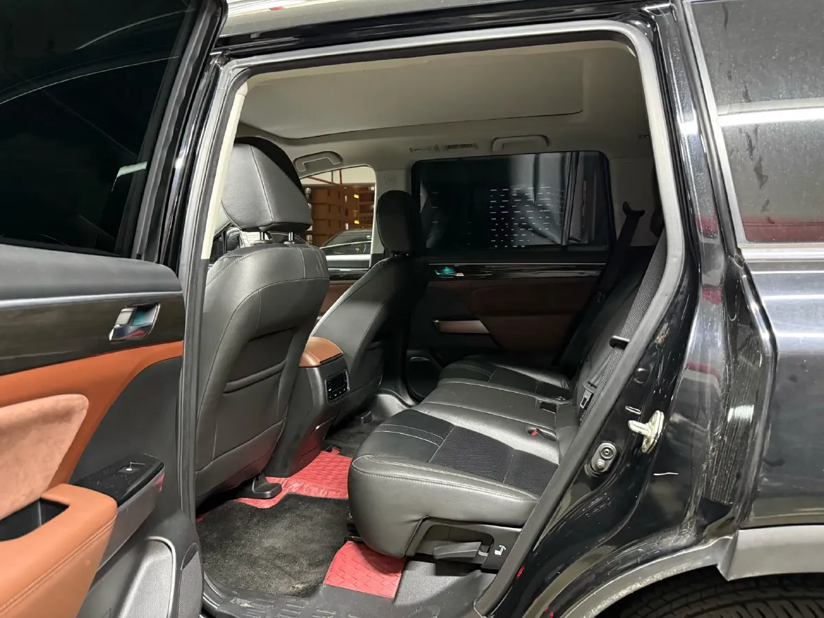 2017 GAC Trumpchi GS8 2.0T 201HP L4 6AT,autocango,china used car exporter,china ev exporter,chinese used car exporter,chinese used ev exporter