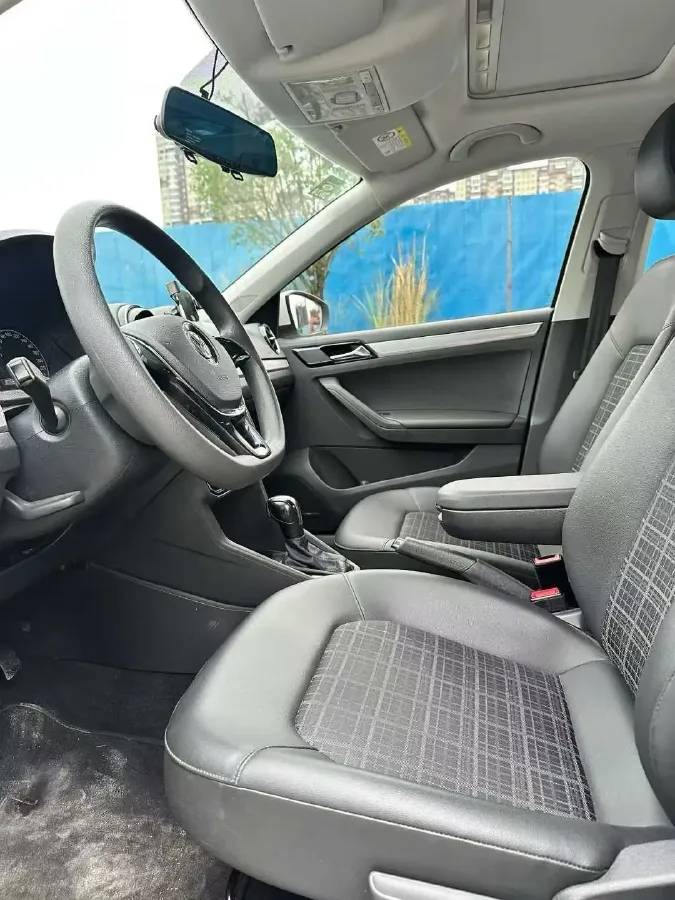 2017 Volkswagen Jetta 1.5L 110HP L4 6AT,autocango,china used car exporter,china ev exporter,chinese used car exporter,chinese used ev exporter