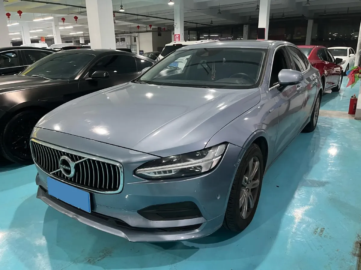 2017 Volvo S90 2.0T 190HP L4 8AT,autocango,china used car exporter,china ev exporter,chinese used car exporter,chinese used ev exporter