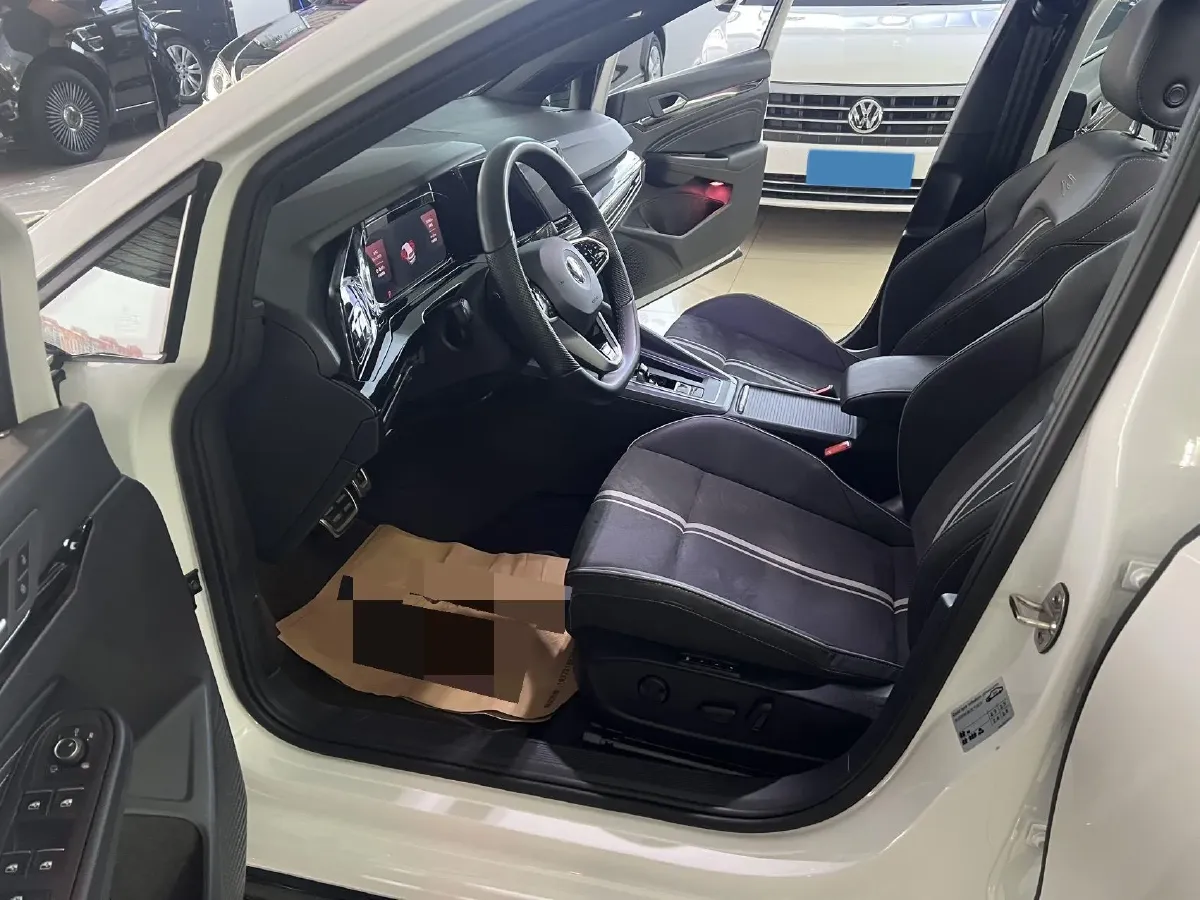 2023 Volkswagen Golf 1.4T 150HP L4 7DCT,autocango,china used car exporter,china ev exporter,chinese used car exporter,chinese used ev exporter