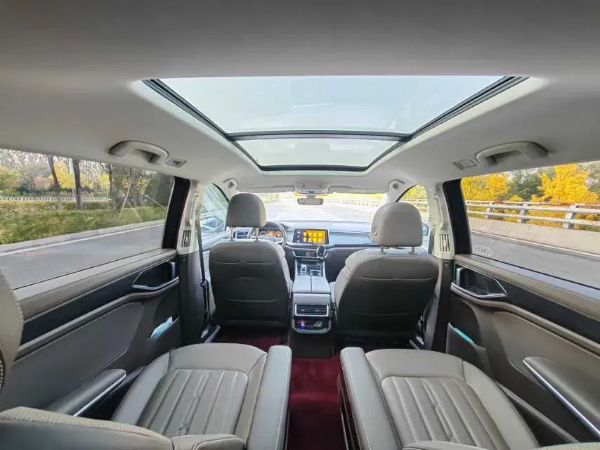 2024 Volkswagen Viloran 2.0T 220HP L4 7DCT,autocango,china used car exporter,china ev exporter,chinese used car exporter,chinese used ev exporter