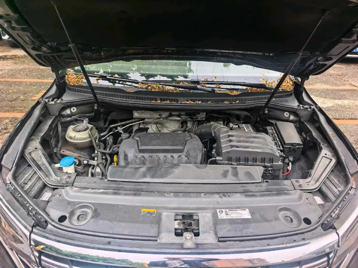 2020 Volkswagen Viloran 2.0T 220HP L4 7DCT,autocango,china used car exporter,china ev exporter,chinese used car exporter,chinese used ev exporter