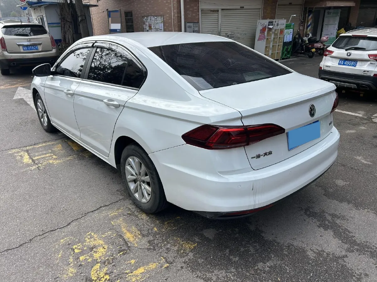 2019 Dongfeng RuiQi 6 2.4L 158HP L4 5MT,autocango,china used car exporter,china ev exporter,chinese used car exporter,chinese used ev exporter
