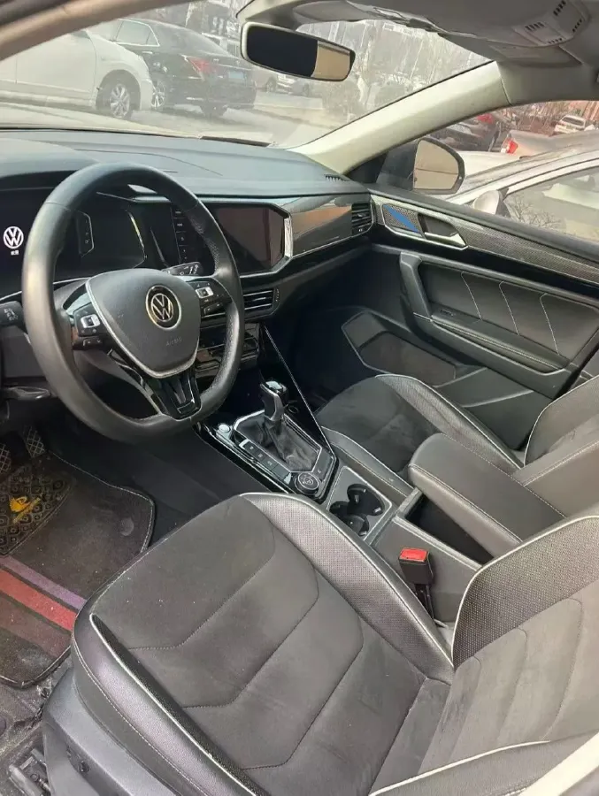 2022 Volkswagen Tayron 2.0T 220HP L4 7DCT,autocango,china used car exporter,china ev exporter,chinese used car exporter,chinese used ev exporter