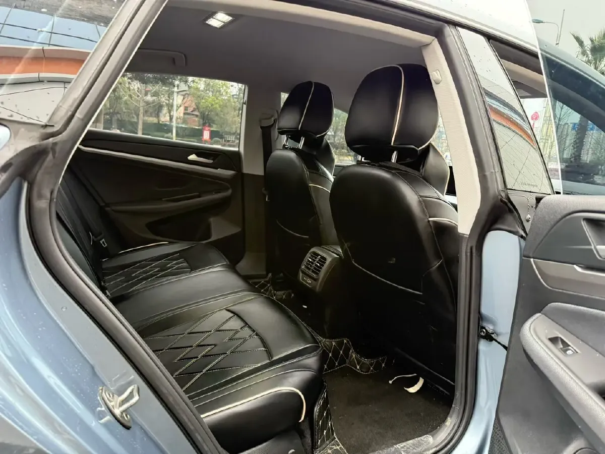 2022 Jetour DASHING i-DM 1.5T 156HP L4 3DHT PHEV 19.27KWH,autocango,china used car exporter,china ev exporter,chinese used car exporter,chinese used ev exporter