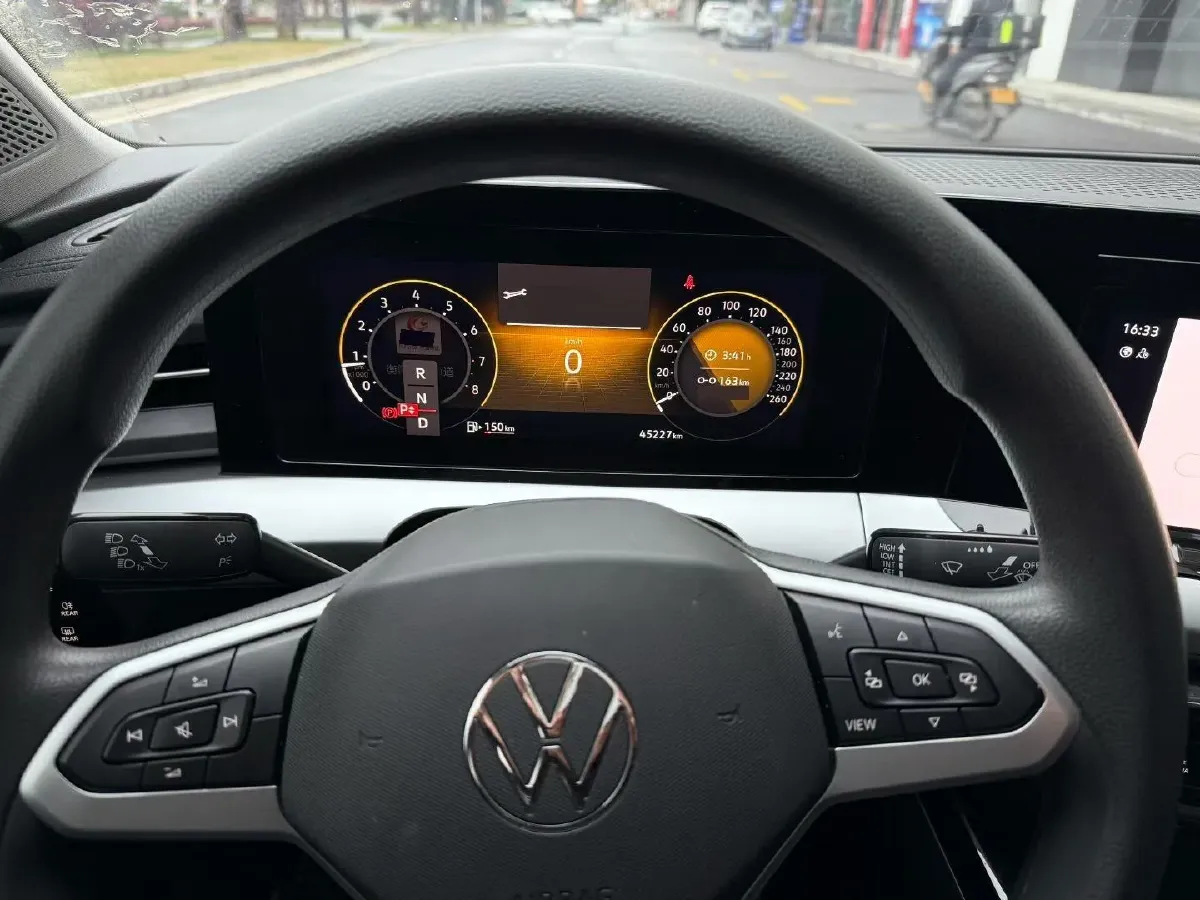 2022 Jetour DASHING i-DM 1.5T 156HP L4 3DHT PHEV 19.27KWH,autocango,china used car exporter,china ev exporter,chinese used car exporter,chinese used ev exporter