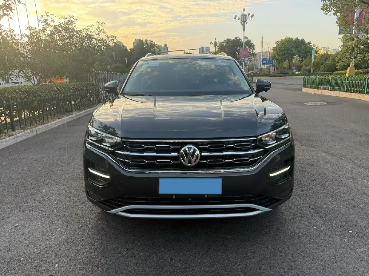 2019 Renault Koleos 2.0L 154HP L4 CVT,autocango,china used car exporter,china ev exporter,chinese used car exporter,chinese used ev exporter