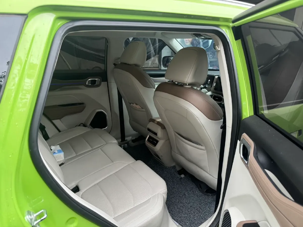 2020 Geely ICON 1.5T 177HP L3 7DCT,autocango,china used car exporter,china ev exporter,chinese used car exporter,chinese used ev exporter