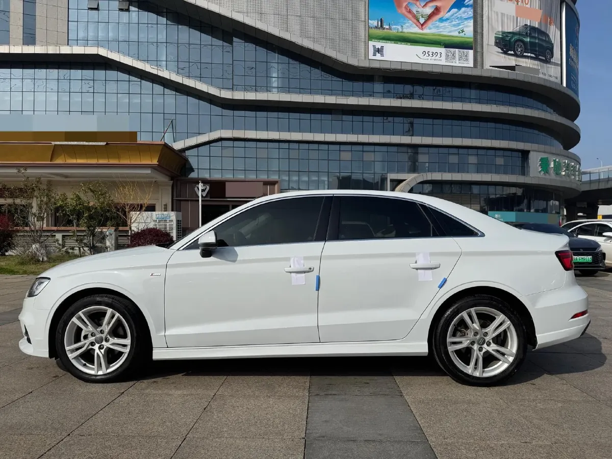 2020 Audi A3 1.4T 150HP L4 7DCT,autocango,china used car exporter,china ev exporter,chinese used car exporter,chinese used ev exporter