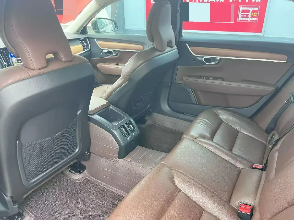 2019 Infiniti Q70 2.0T 211HP L4 7AT,autocango,china used car exporter,china ev exporter,chinese used car exporter,chinese used ev exporter