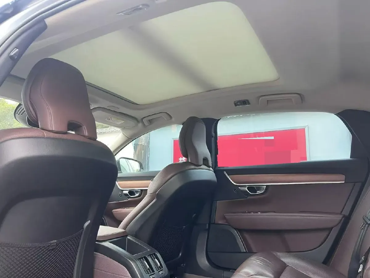 2019 Infiniti Q70 2.0T 211HP L4 7AT,autocango,china used car exporter,china ev exporter,chinese used car exporter,chinese used ev exporter