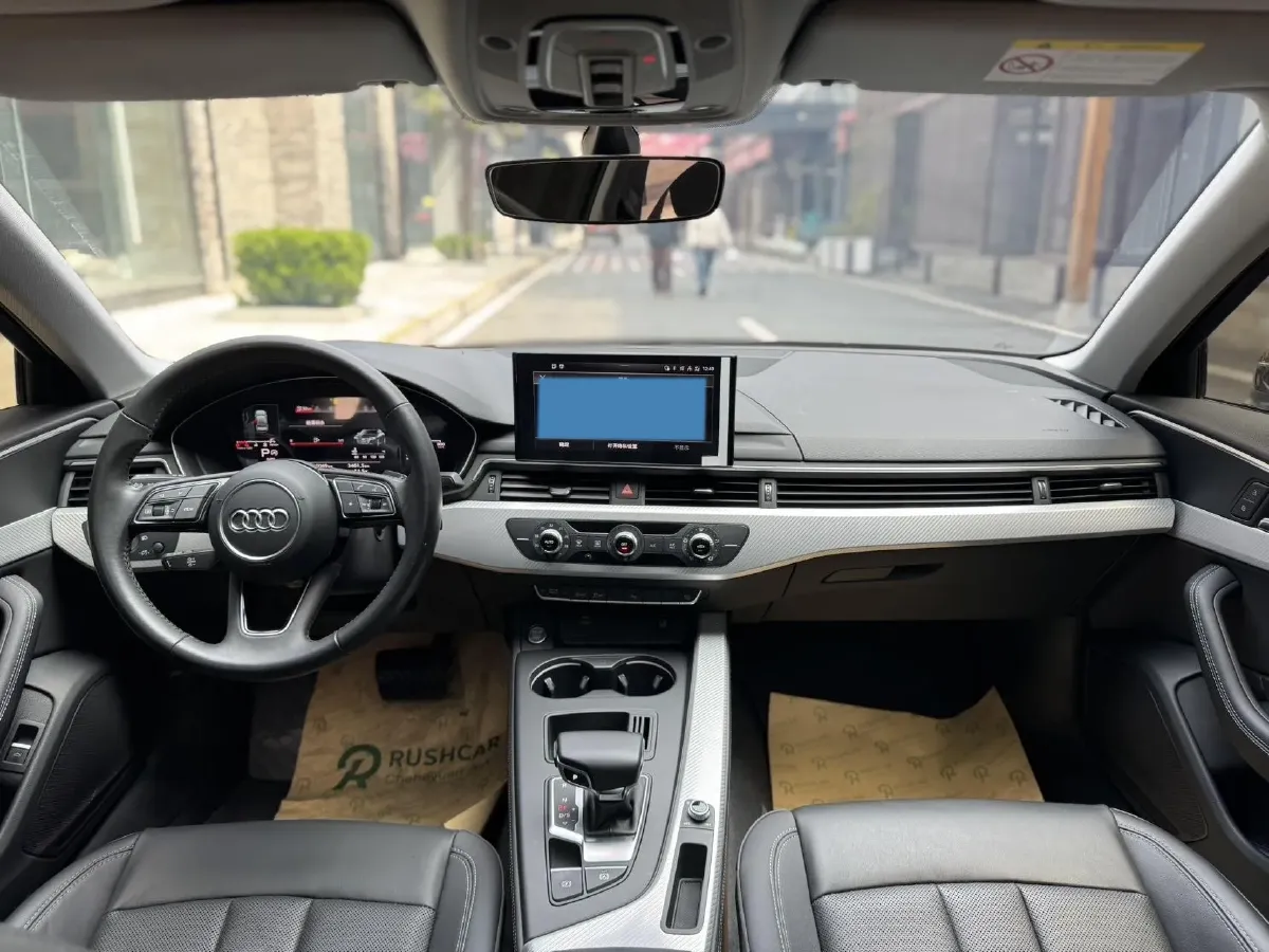 2022 Audi A4L 2.0T 190HP L4 7DCT,autocango,china used car exporter,china ev exporter,chinese used car exporter,chinese used ev exporter